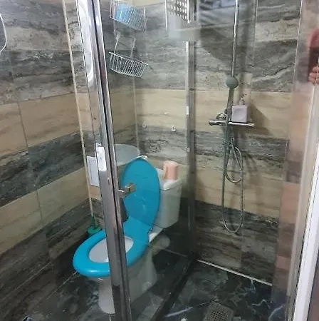 Muncitori Mangalia-2 Mai Gasthuis *