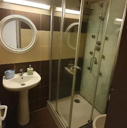 Gasthuis Muncitori Mangalia-2 Mai Două Mai